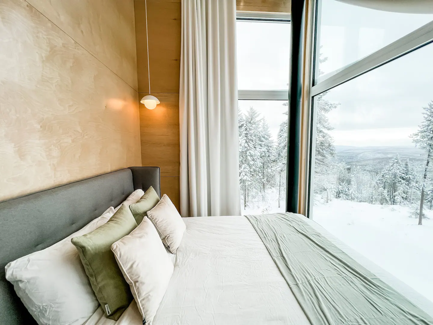 chambre baie vitrée maison architecte