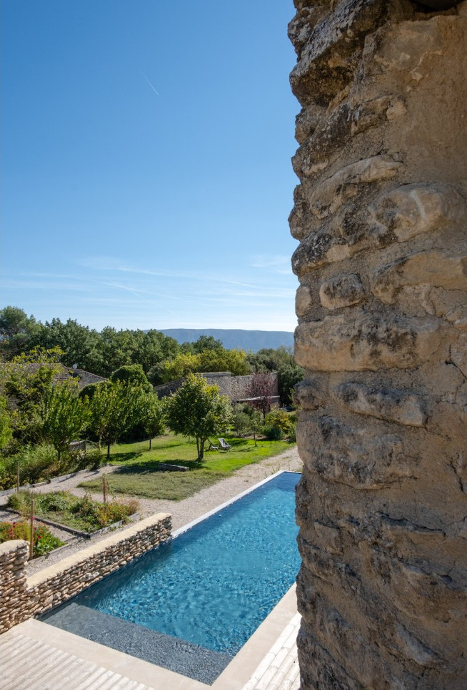 piscine maison en pierres en Provence ferme Les Callis piscine maison en pierres en Provence ferme Les Callis