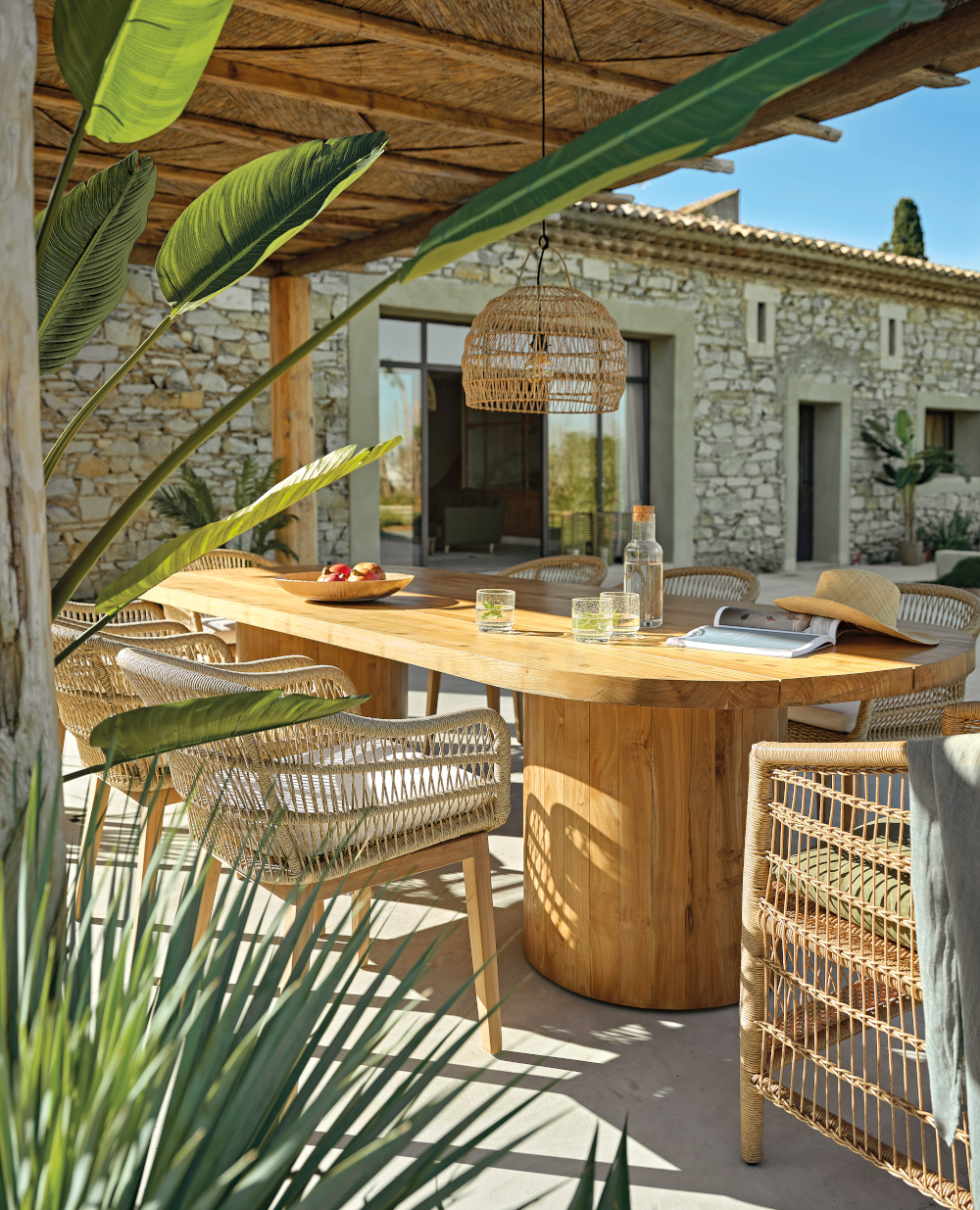 terrasse avec pergola mobilier jardin Maisons du Monde 2023 terrasse avec pergola mobilier jardin Maisons du Monde 2023