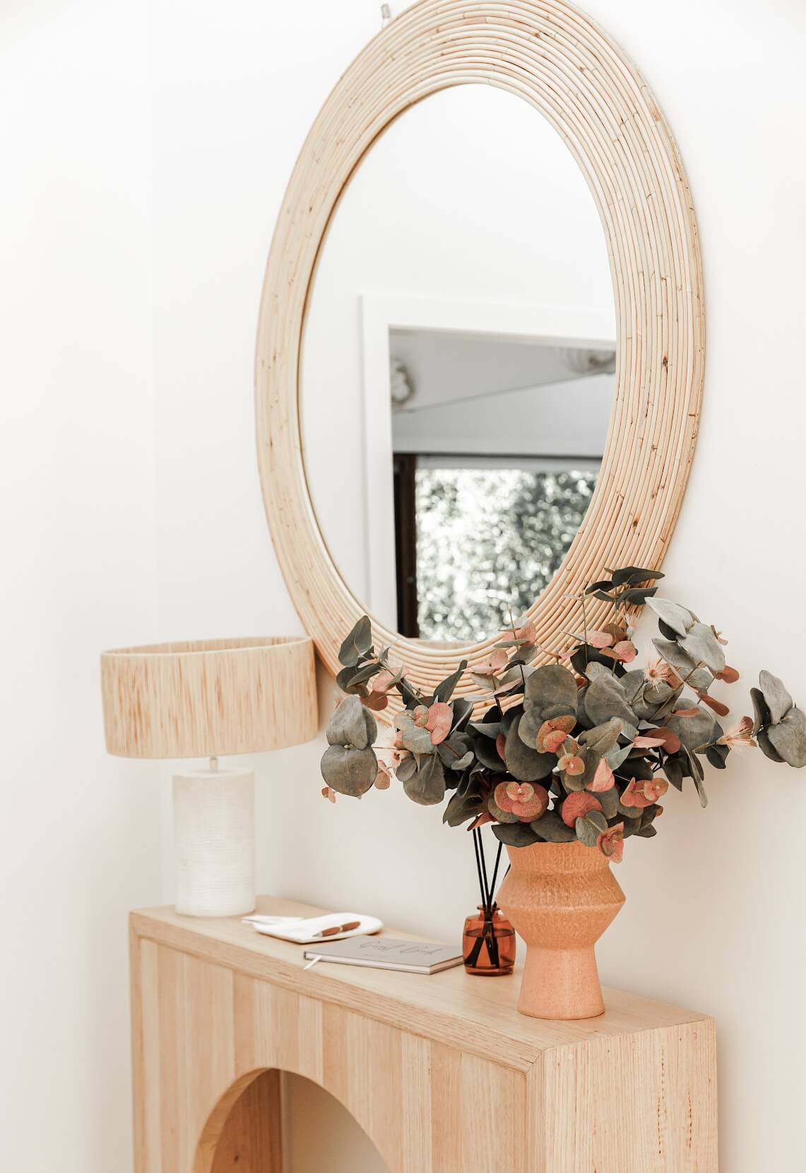 miroir rond et console
