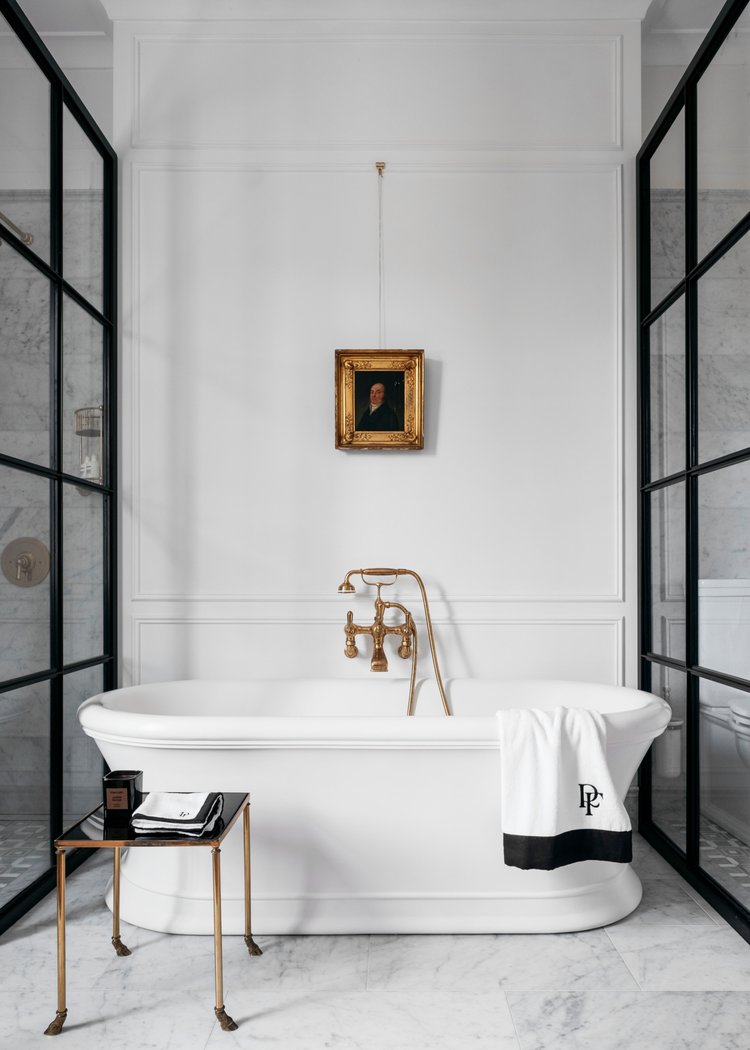 salle de bain rétro marbre