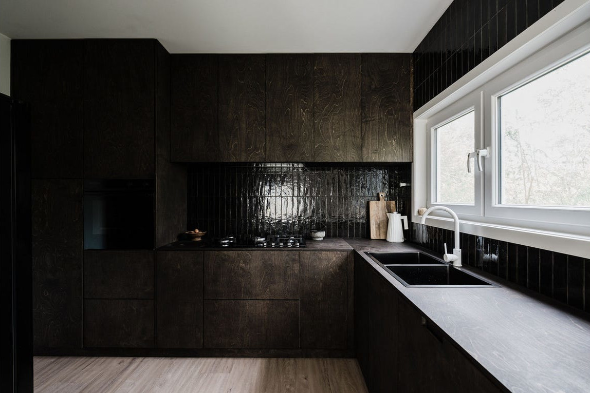 cuisine bois foncé carrelage noir cuisine bois foncé carrelage noir