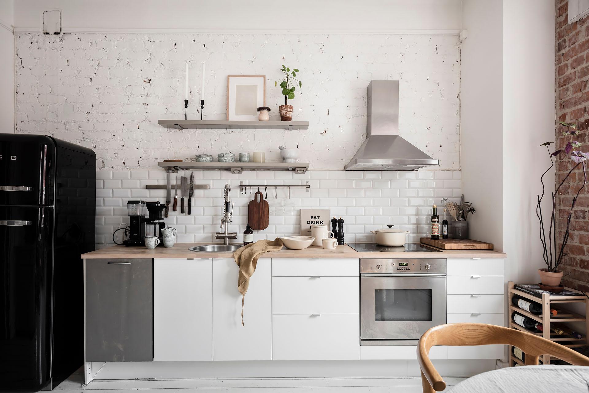 cuisine blanche SMEG noir cuisine blanche SMEG noir