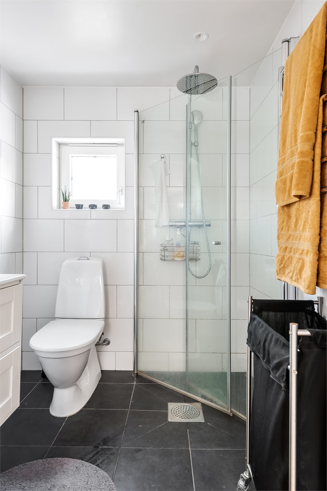 salle de bain design blanche et noire salle de bain design blanche et noire