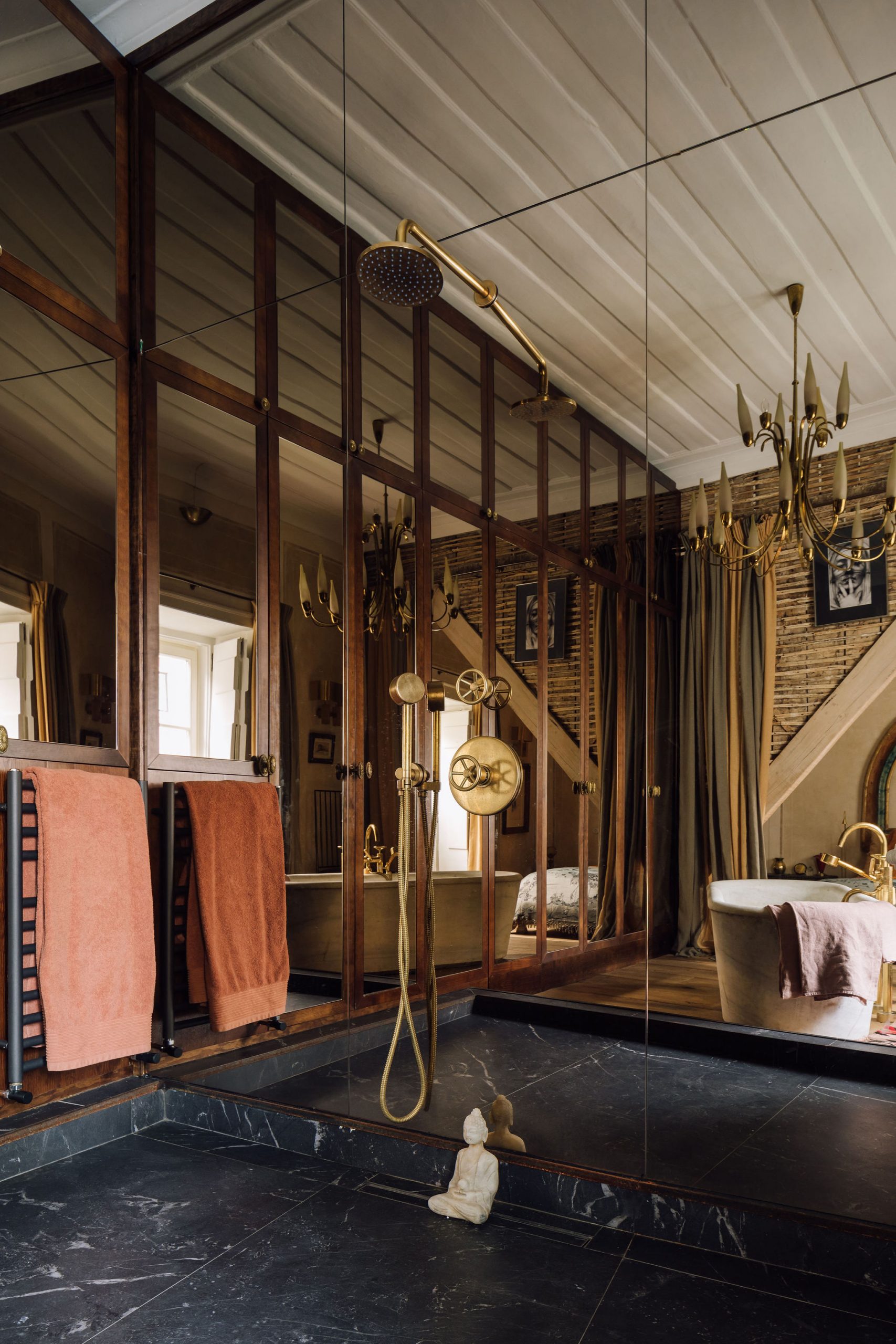 salle de bain marbre