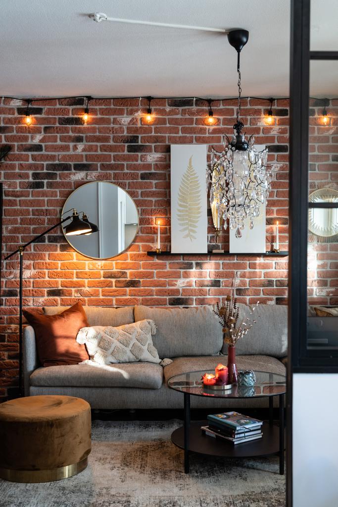 salon mini loft 40m2 avec mur briques anciennes salon mini loft 40m2 avec mur briques anciennes