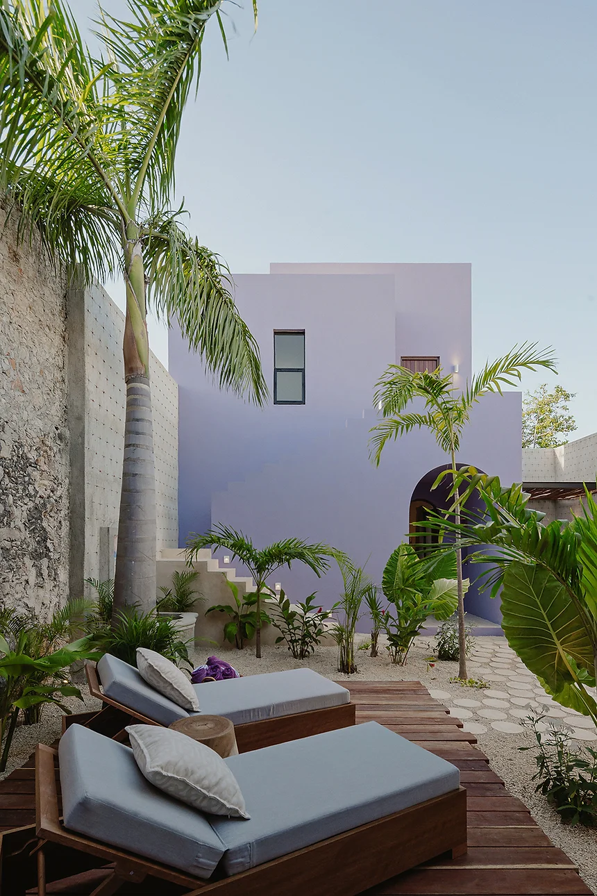 maison ancienne à la façade atypique rénovée