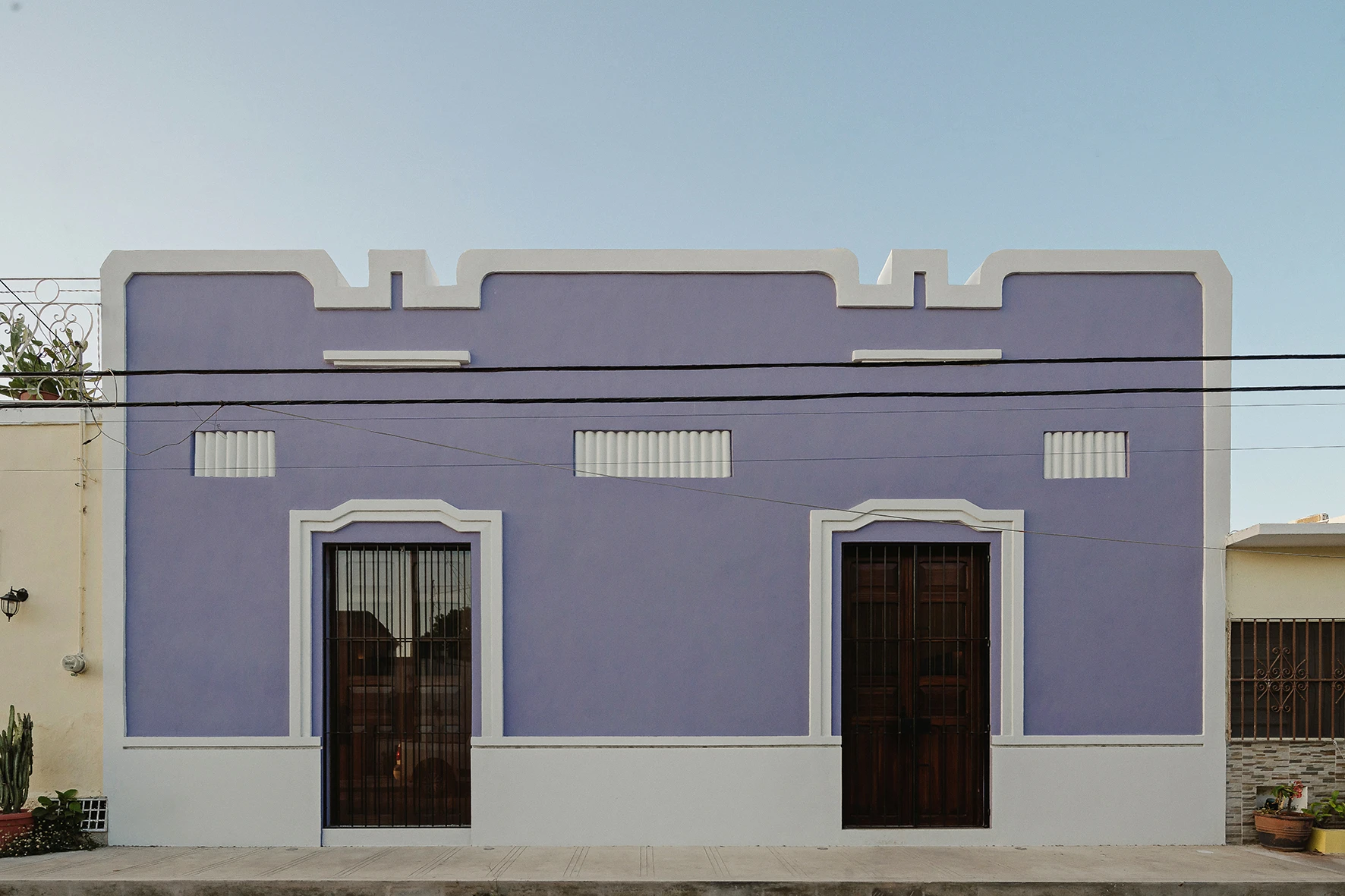 maison ancienne à la façade atypique rénovée