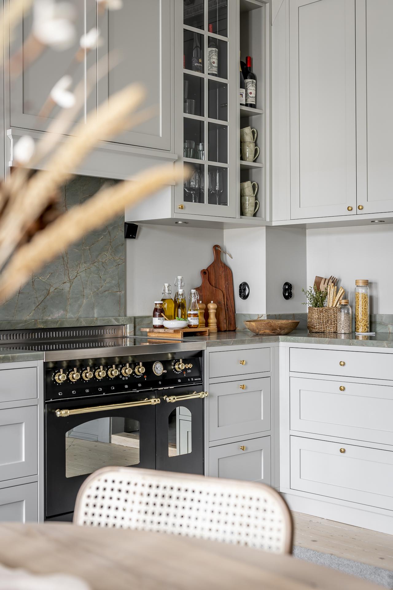 cuisine shaker grise