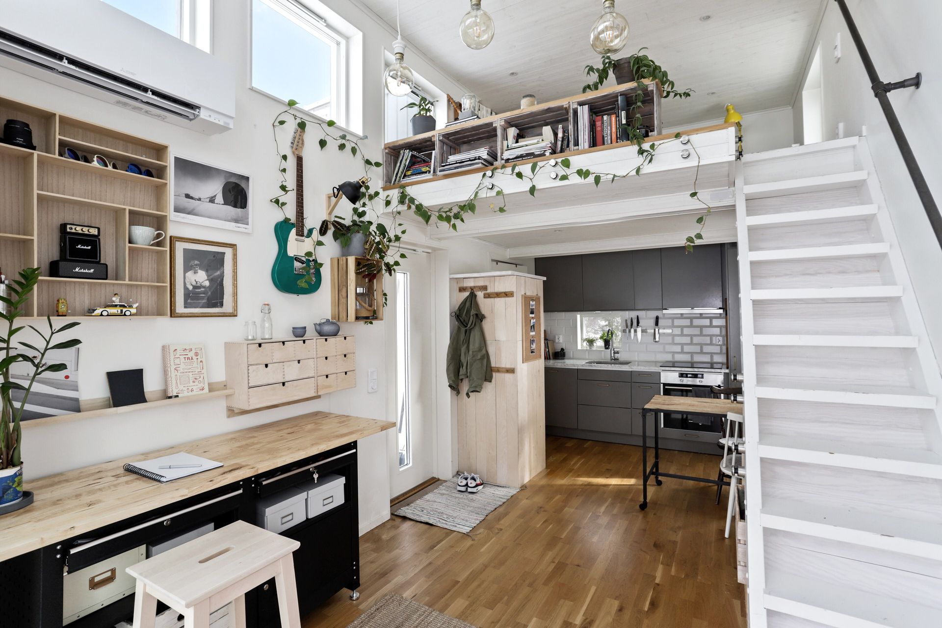  salon et cuisine mini maison 33m2