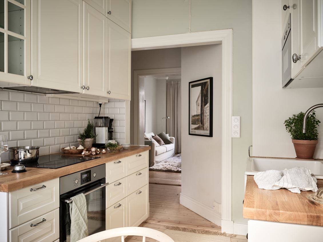 cuisine blanche mur vert