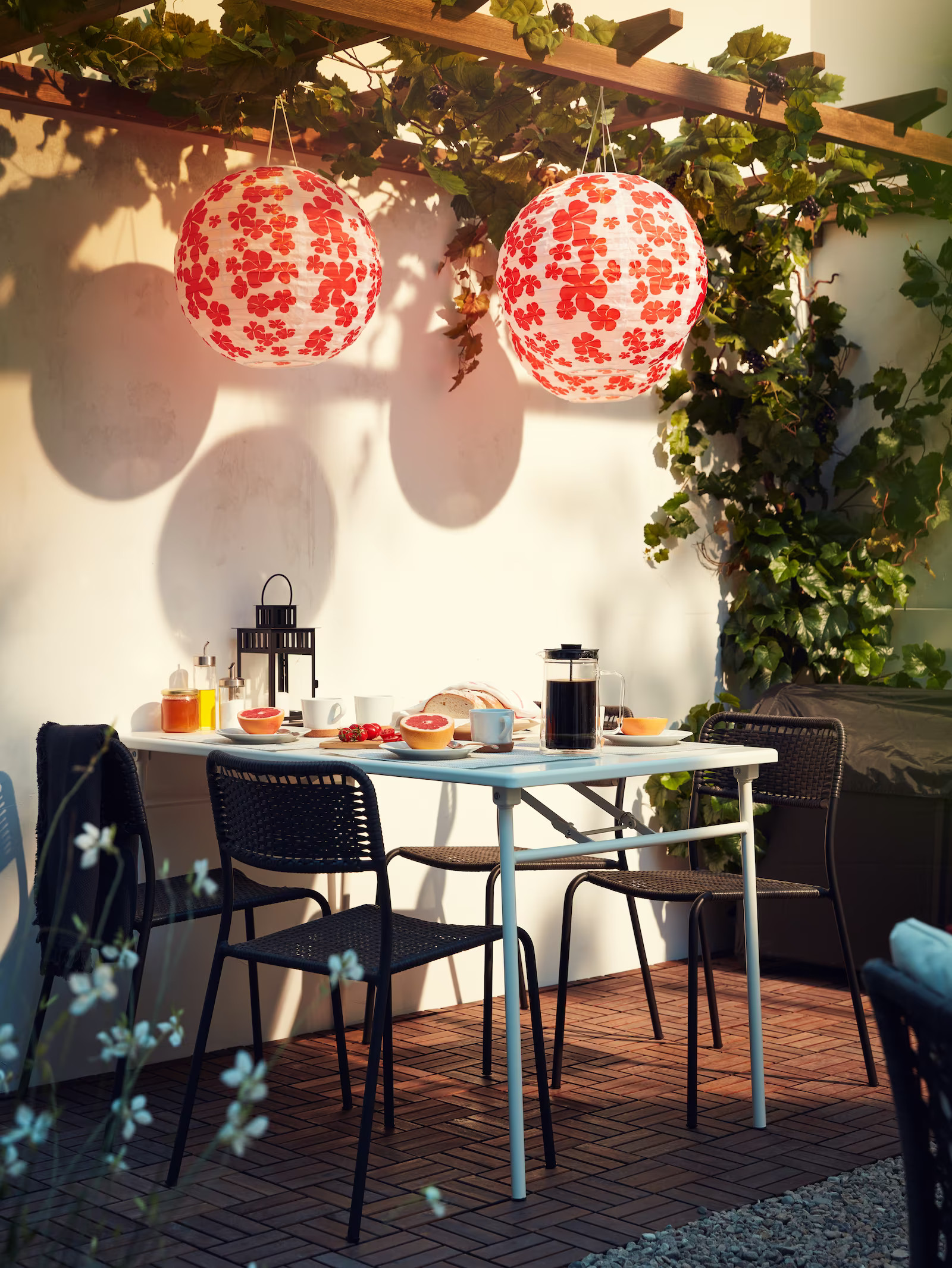 espace repas avec pergola bois