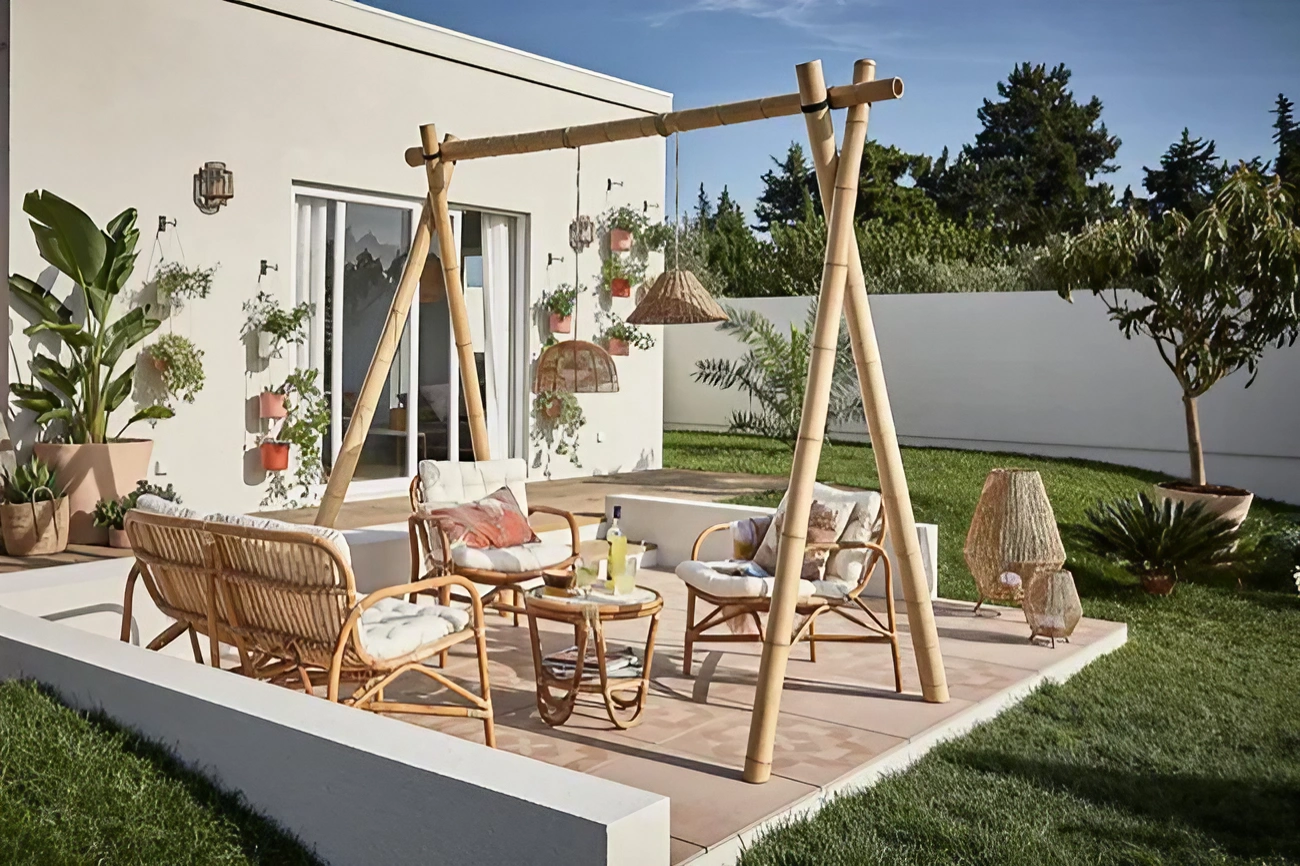 jardin avec terrasse aménagée