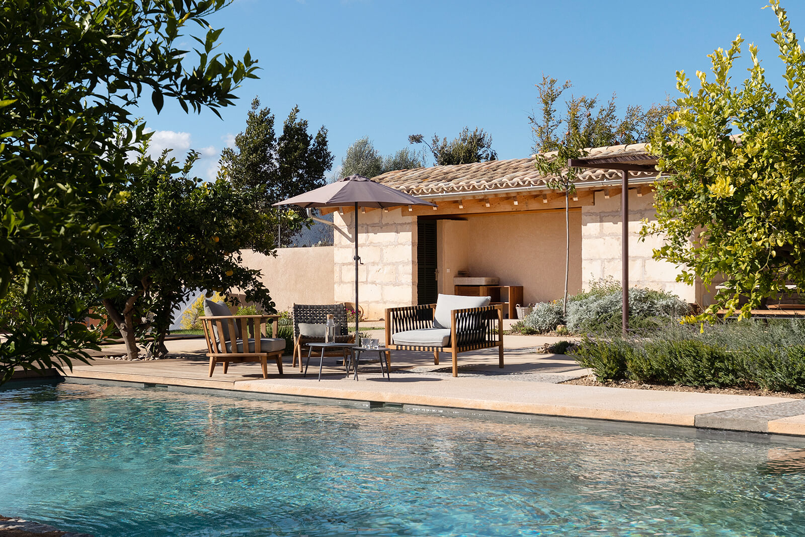 pool house en pierre pool house en pierre