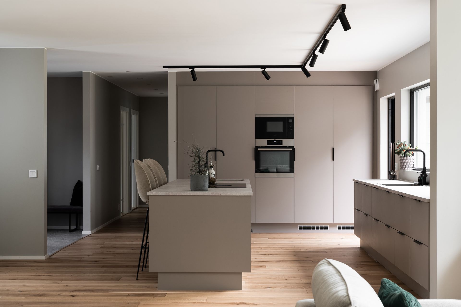 cuisine ouverte grise décoration design