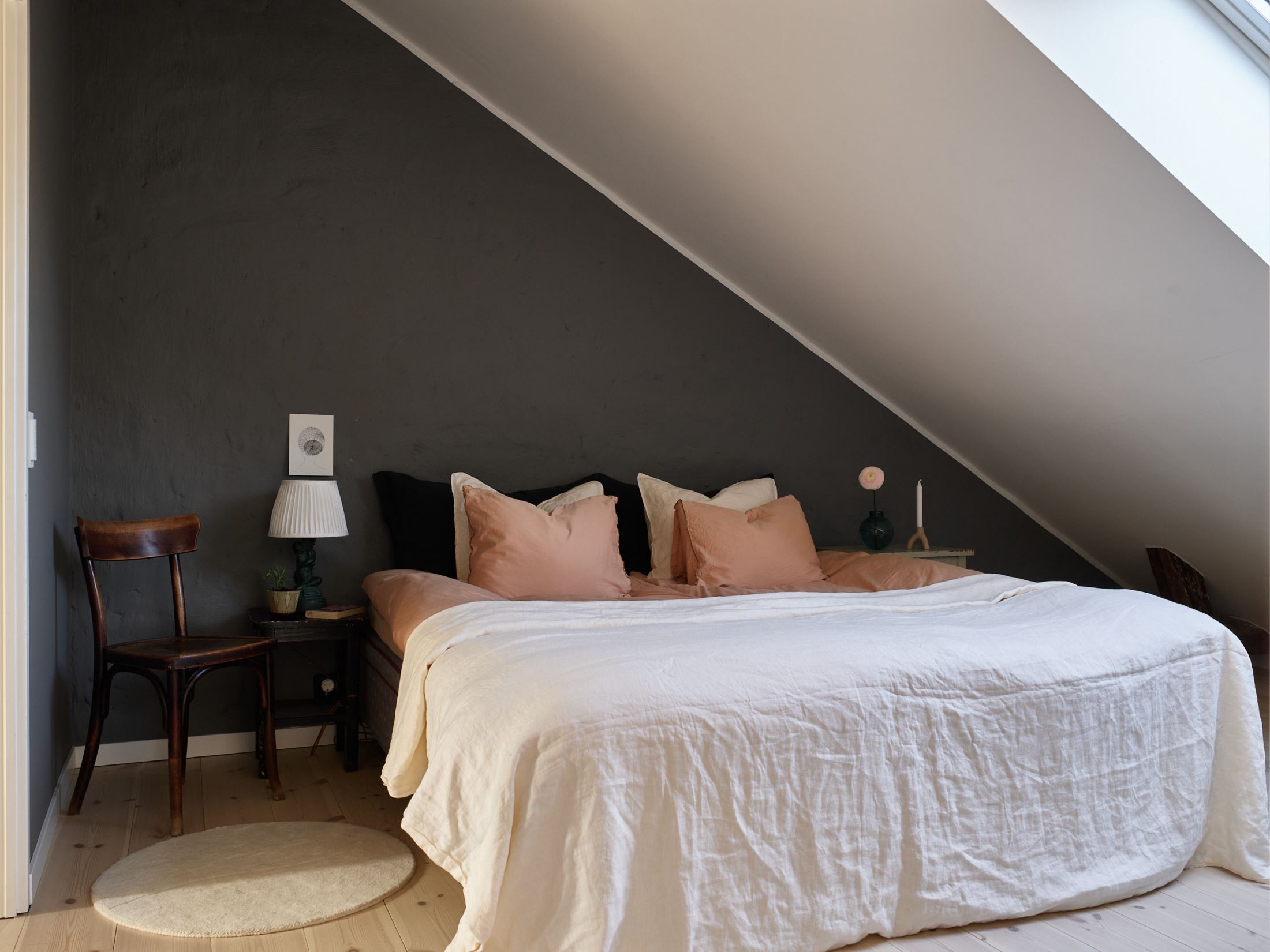 chambre mansardée avec velux chambre mansardée avec velux