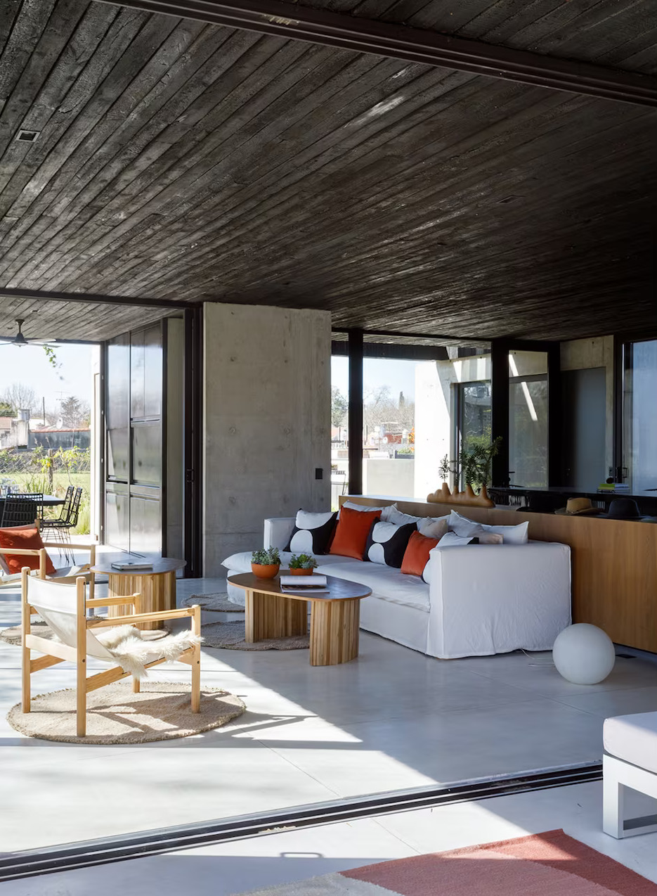 salon maison architecte plafond shou sugi ban salon maison architecte plafond shou sugi ban