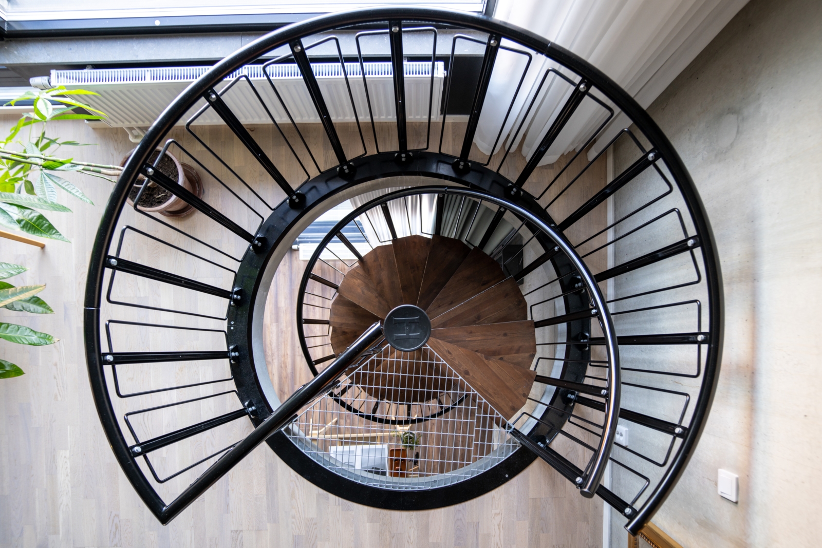 escalier métal en colimaçon