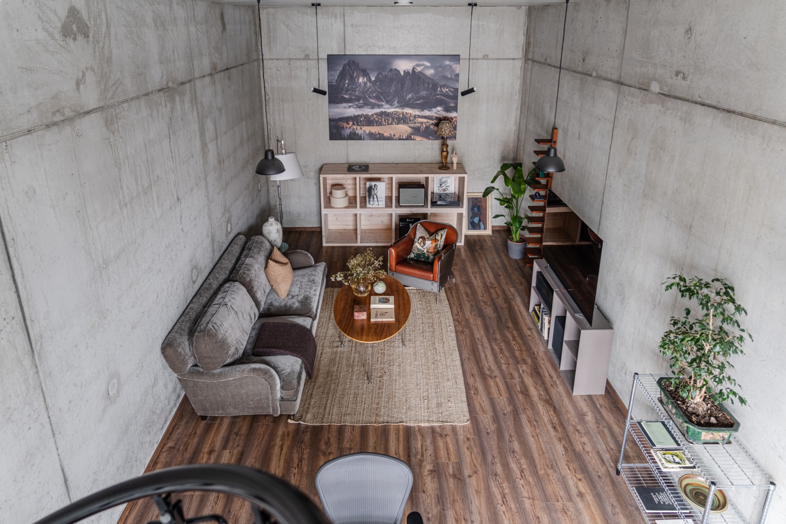 salon duplex 88m2 décoration béton