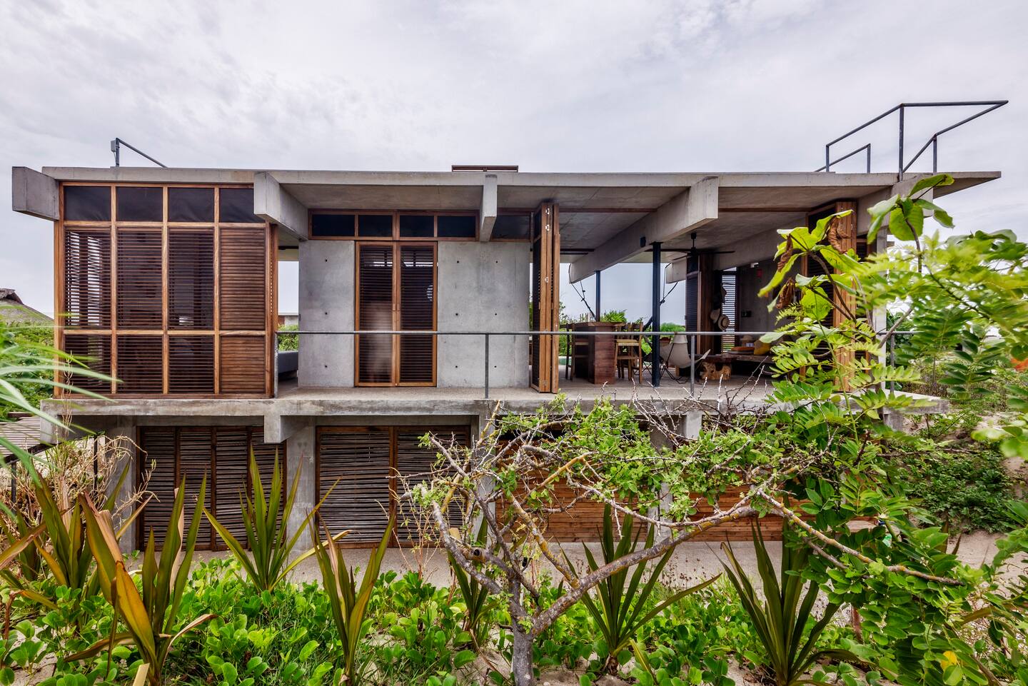maison rustique mexicaine en béton et bois maison rustique mexicaine en béton et bois