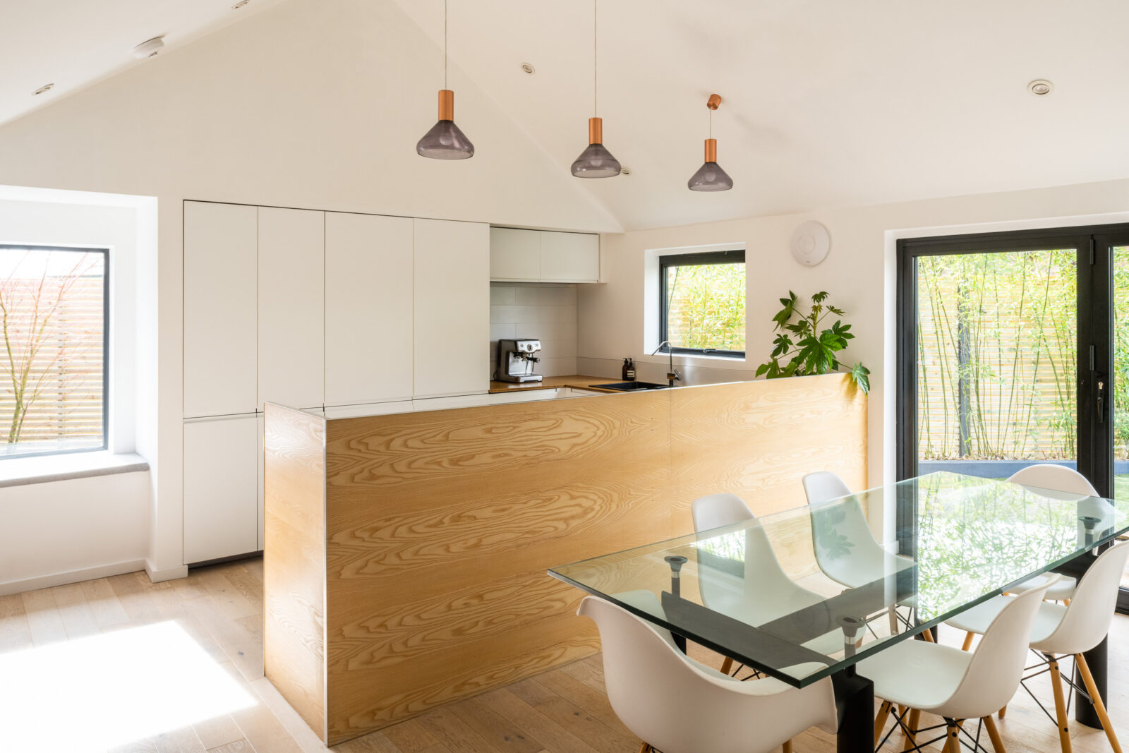 cuisine design blanche et bois cuisine design blanche et bois