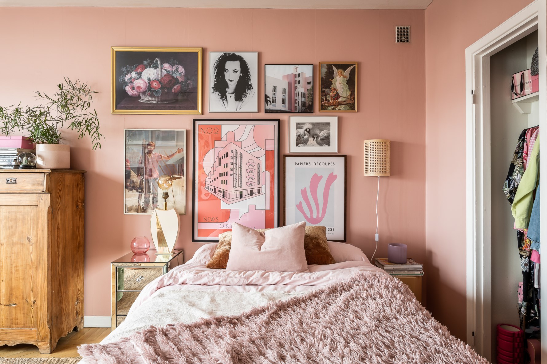 chambre studio 35m2 décoration vintage rose