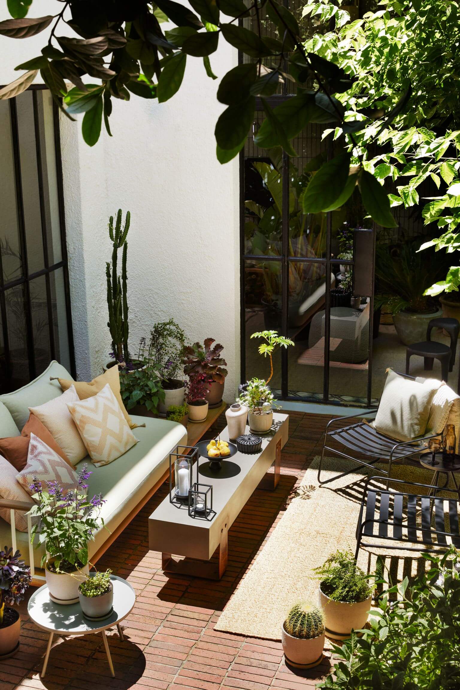 terrasse aménagée nouvelle collection H&M Home terrasse aménagée nouvelle collection H&M Home
