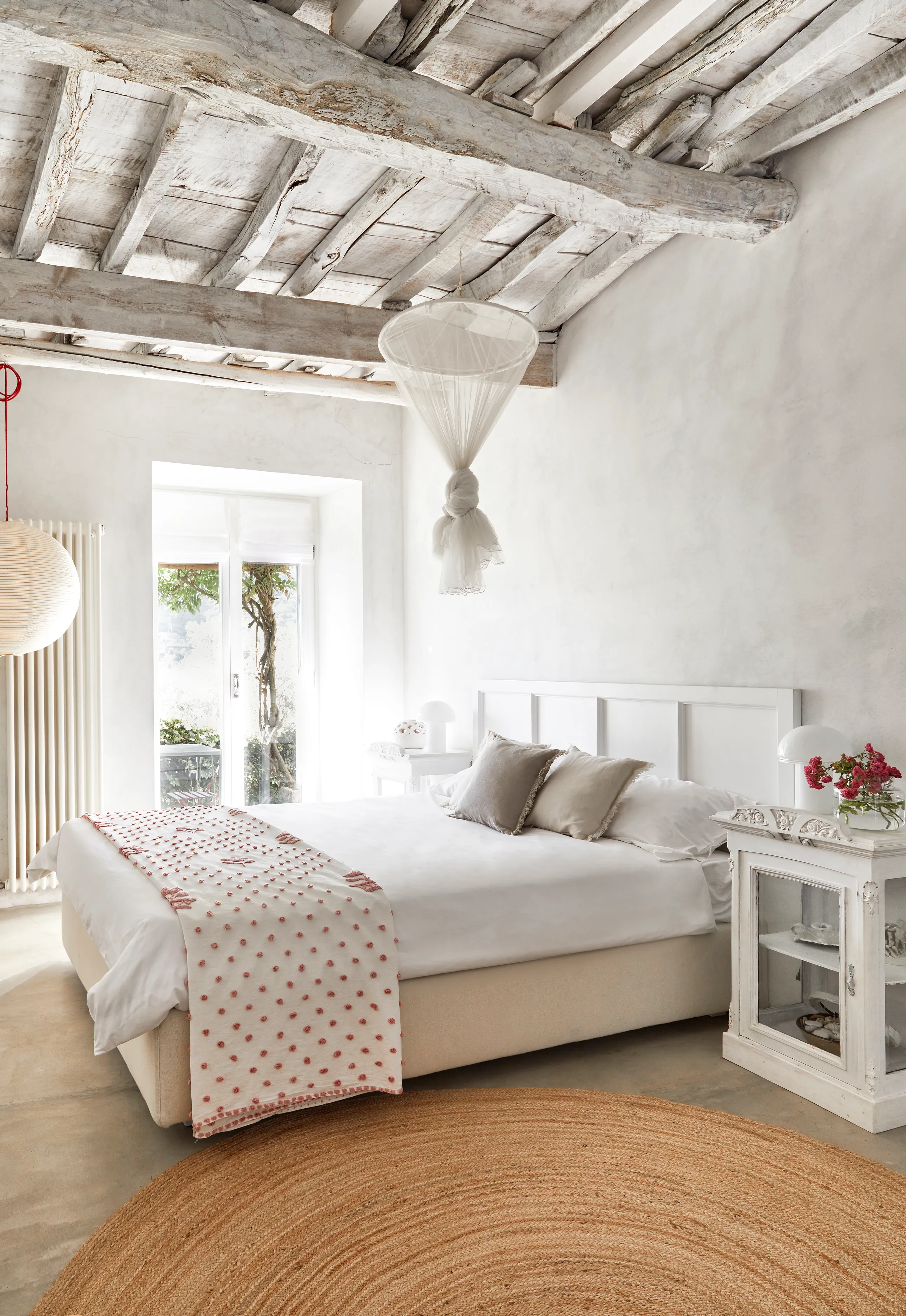 chambre avec poutres blanchies décoration méditerranéenne chambre avec poutres blanchies décoration méditerranéenne