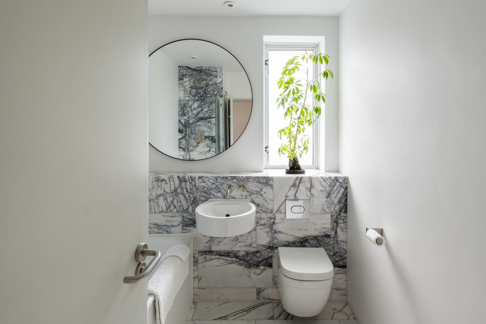 salle de bain marbre blanc et gris maison de ville salle de bain marbre blanc et gris maison de ville