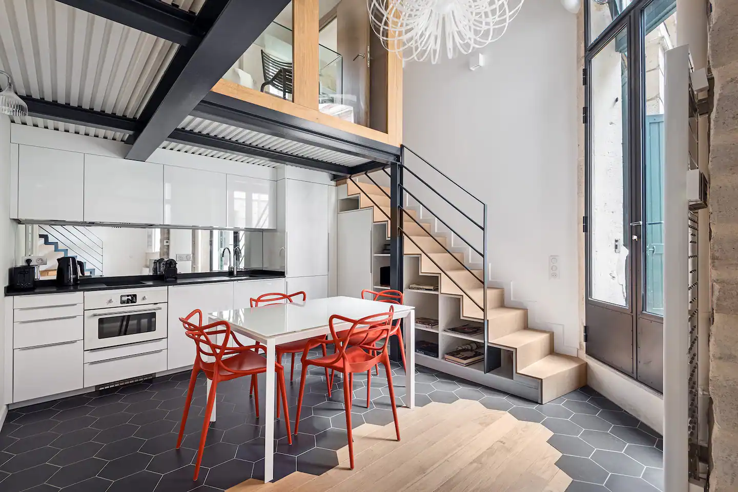cuisine avec escalier loft Paris cuisine avec escalier loft Paris
