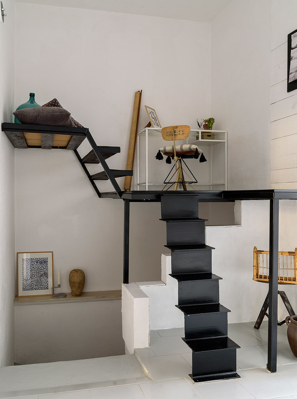 bureau avec escalier acier minimaliste bureau avec escalier acier minimaliste