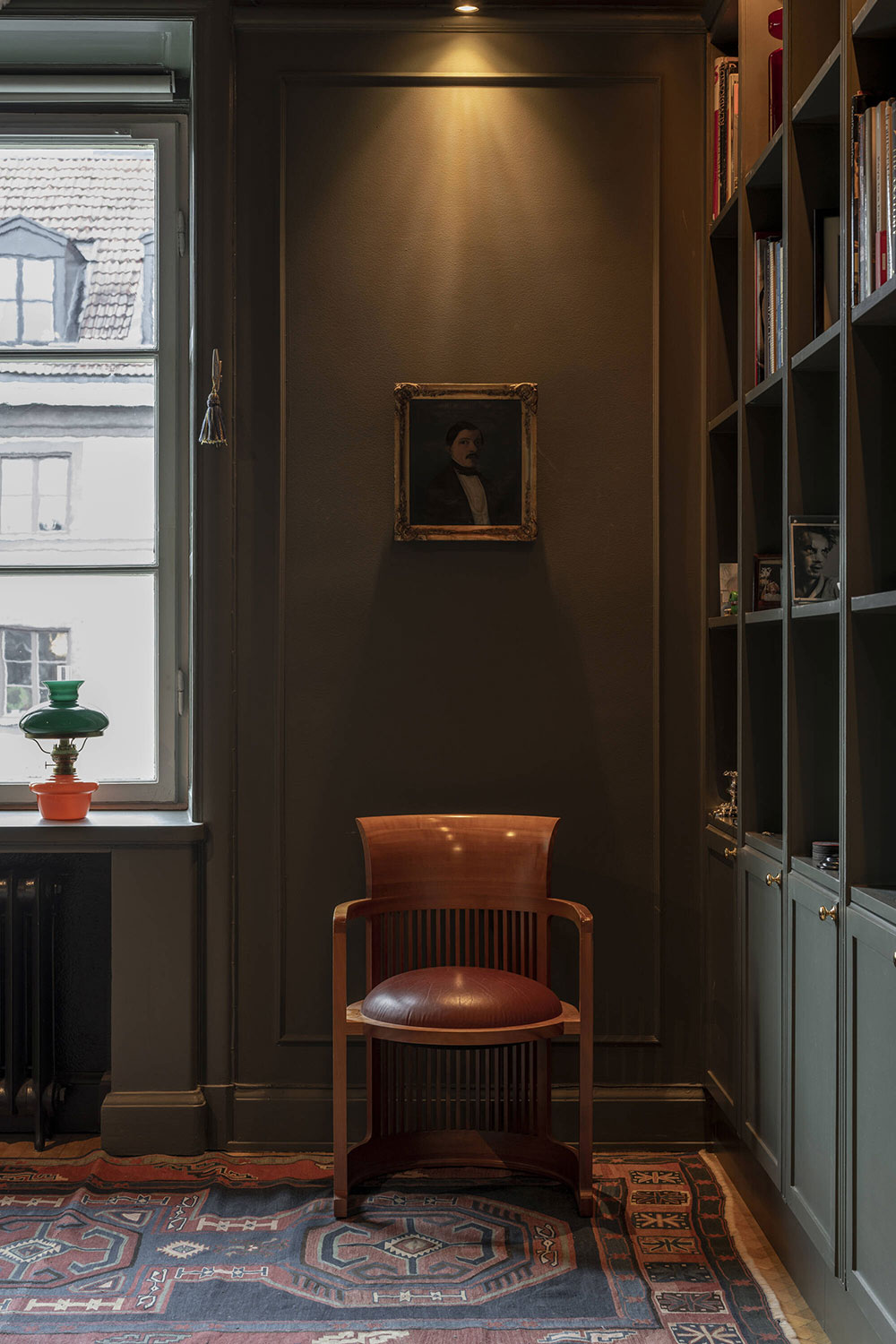 salon décoration sombre
