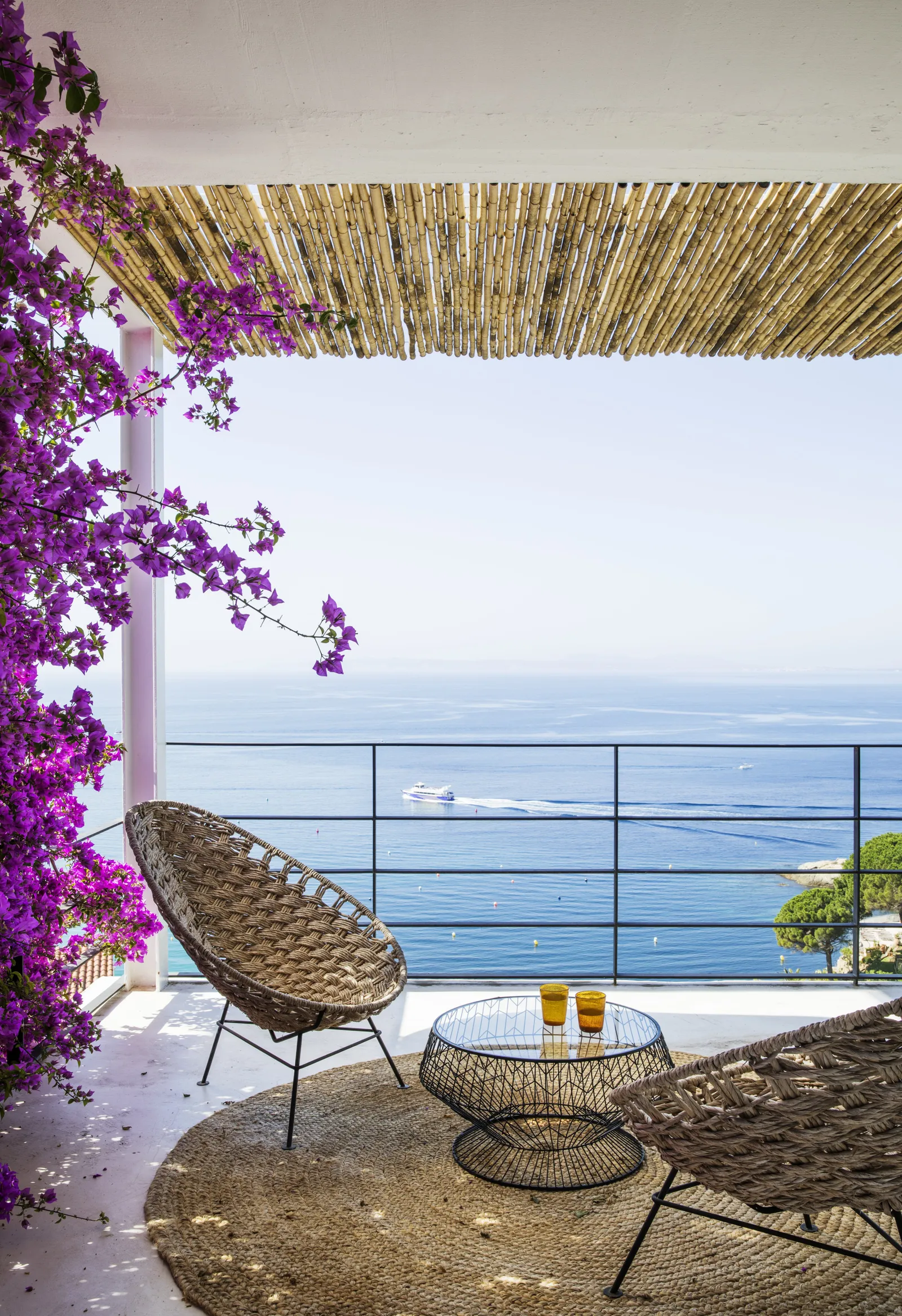 terrasse avec cannisses vue mer terrasse avec cannisses vue mer