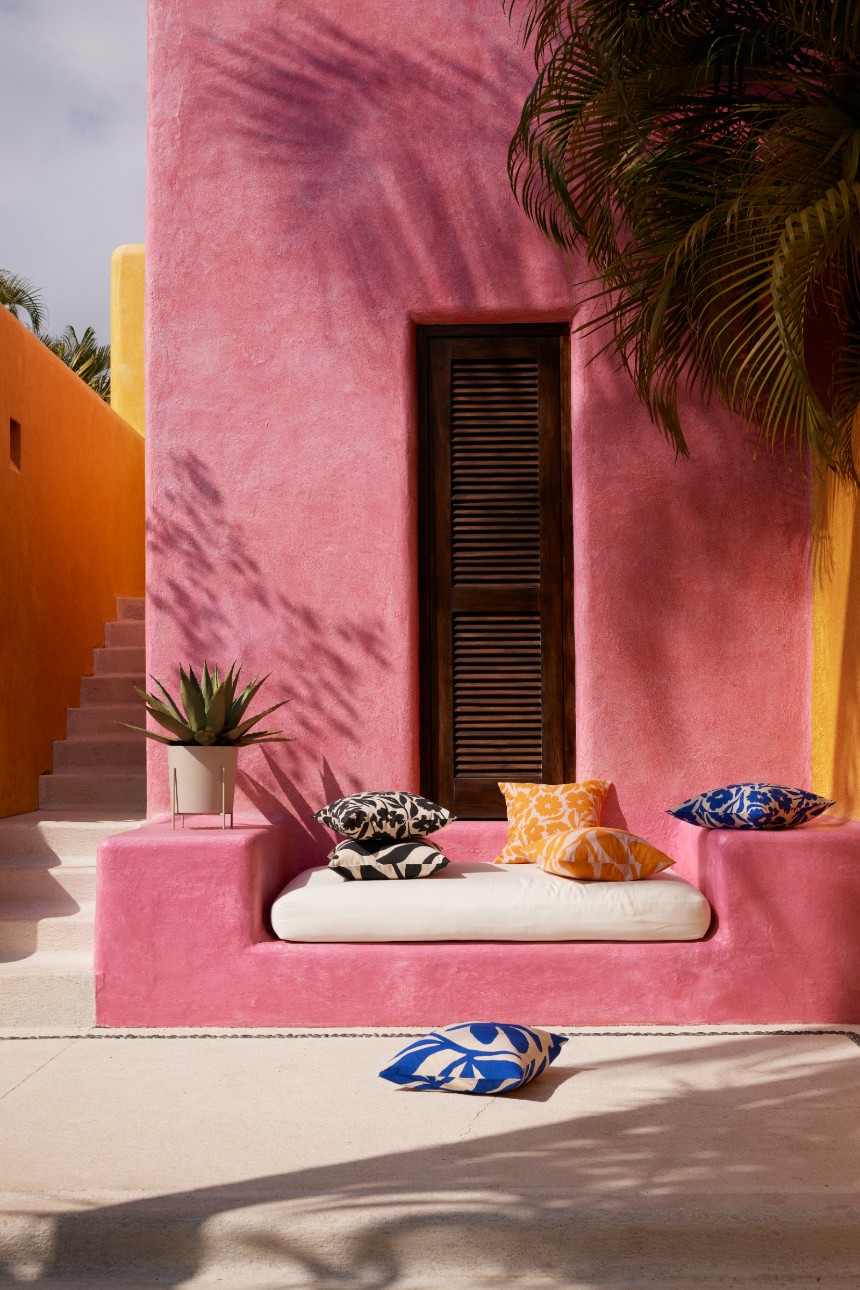 canapé maçonné sur terrasse coussin H&M Home canapé maçonné sur terrasse coussin H&M Home