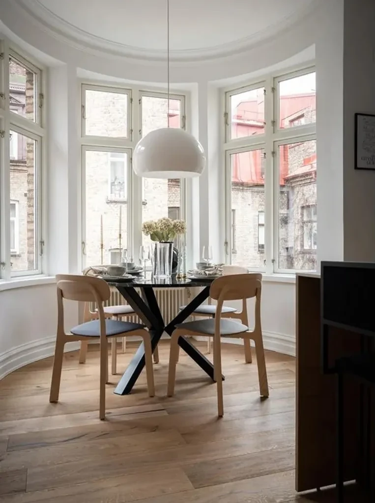 salle à manger table ronde
