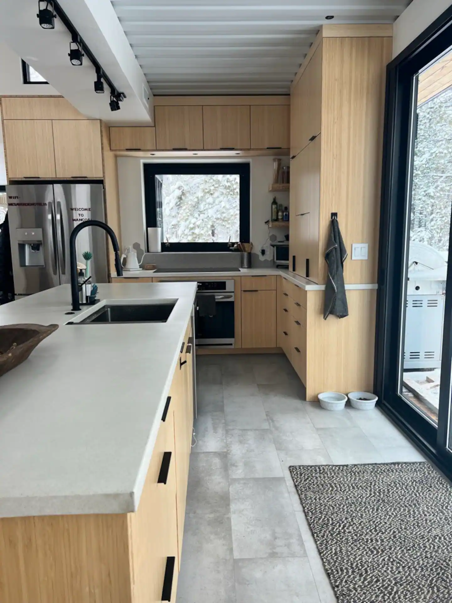 cuisine bois design maison container