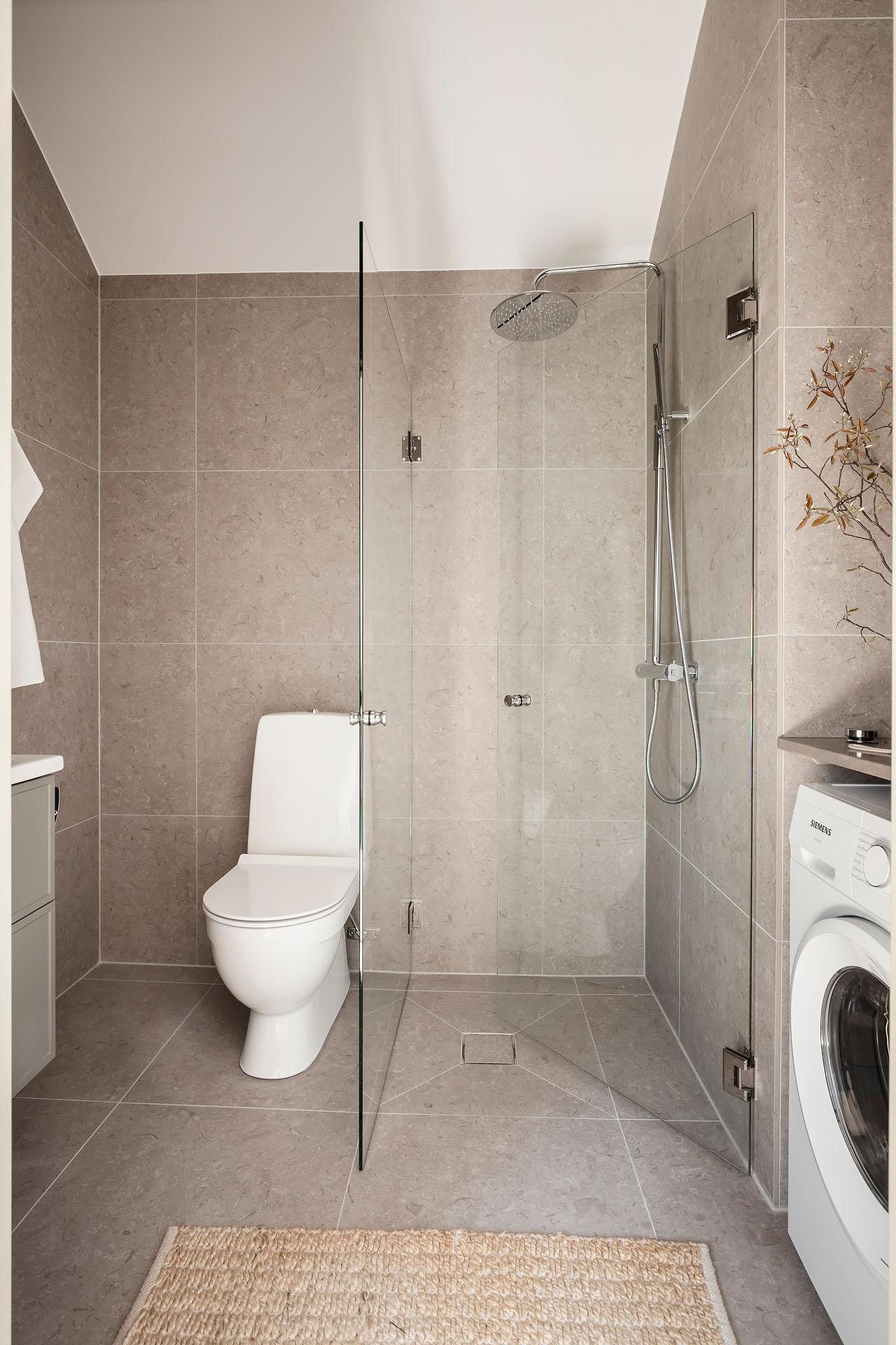salle d'eau décoration beige