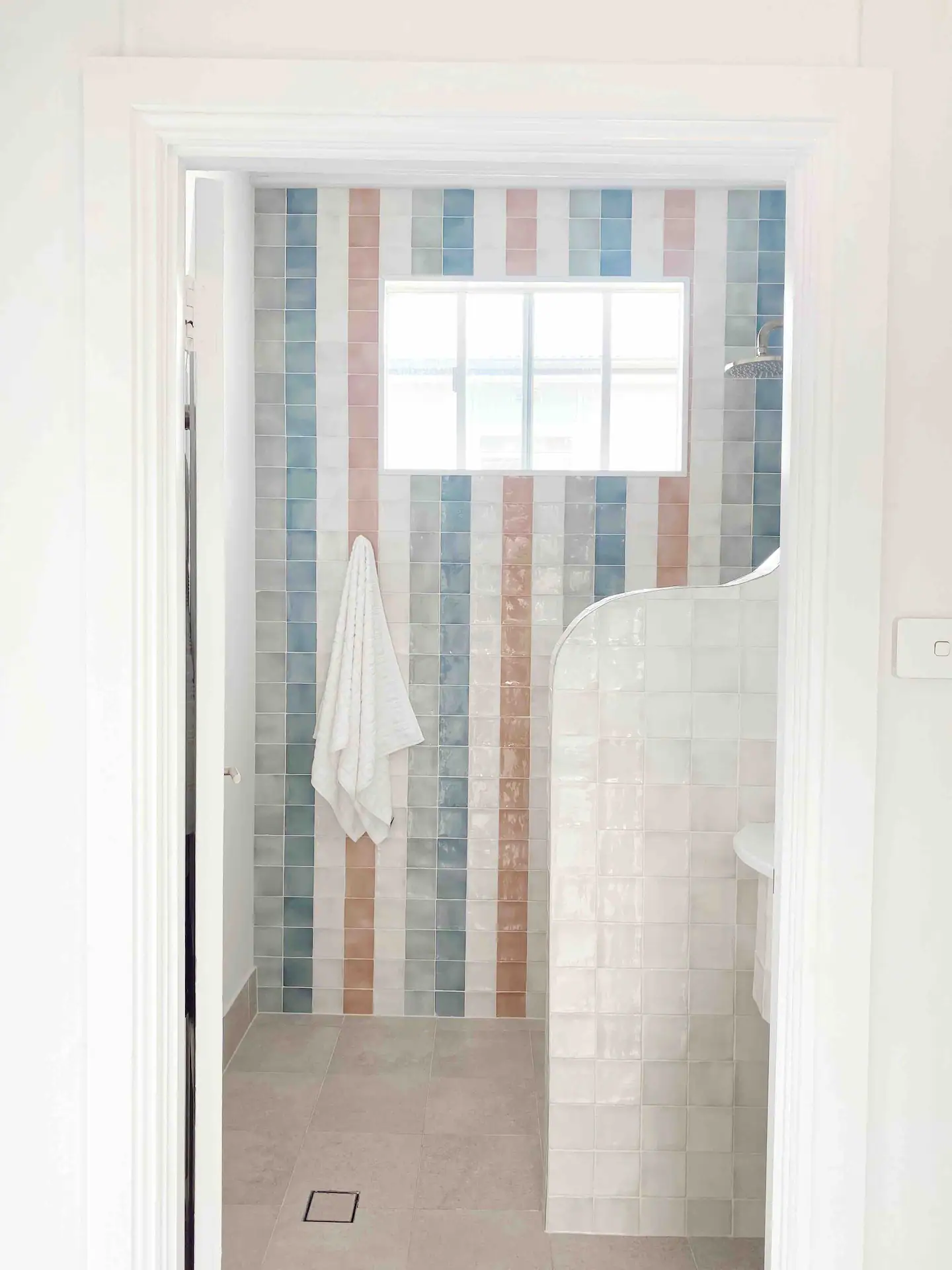 salle de bain blanche et couleurs salle de bain blanche et couleurs