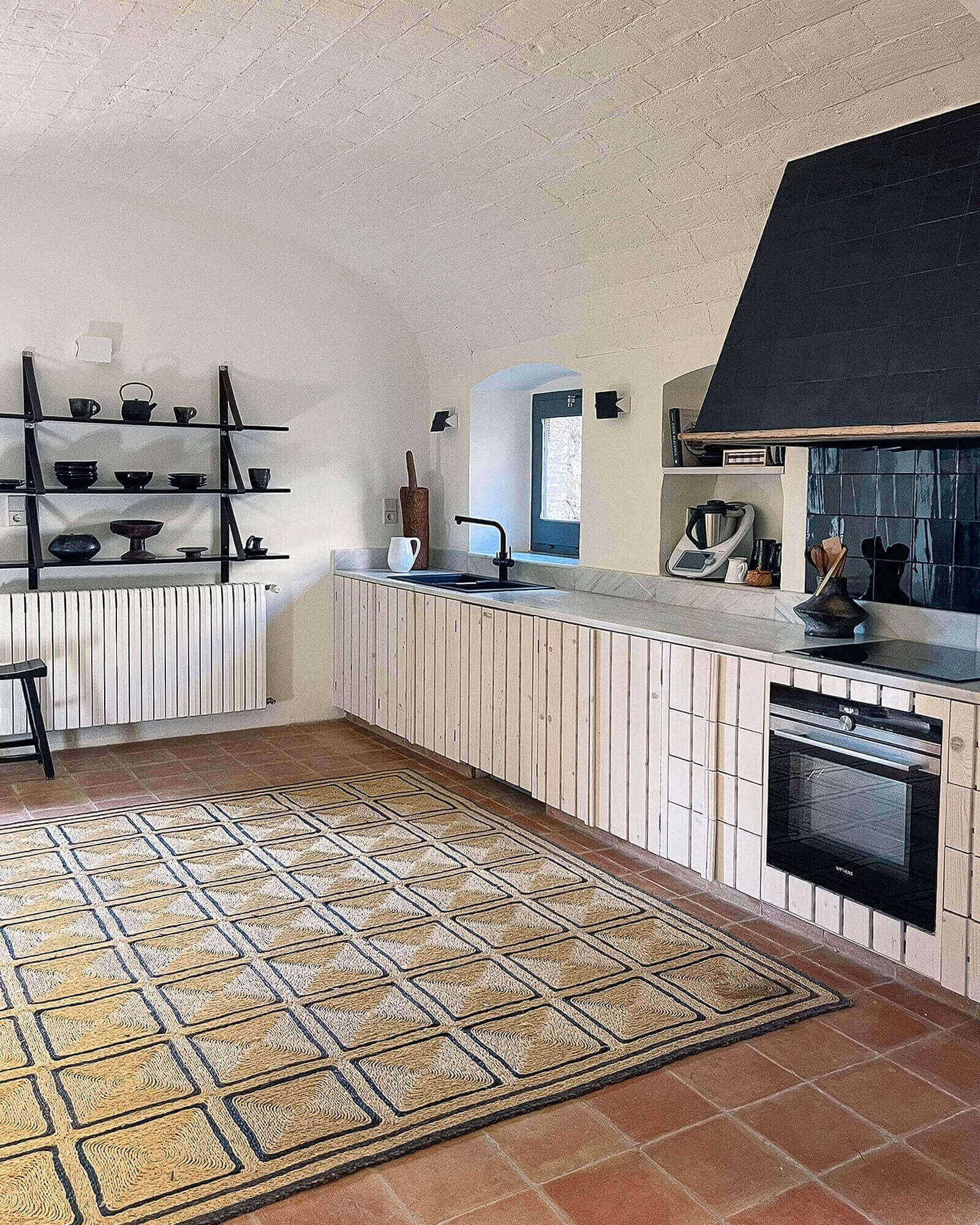 cuisine blanche maison en pierres cuisine blanche maison en pierres