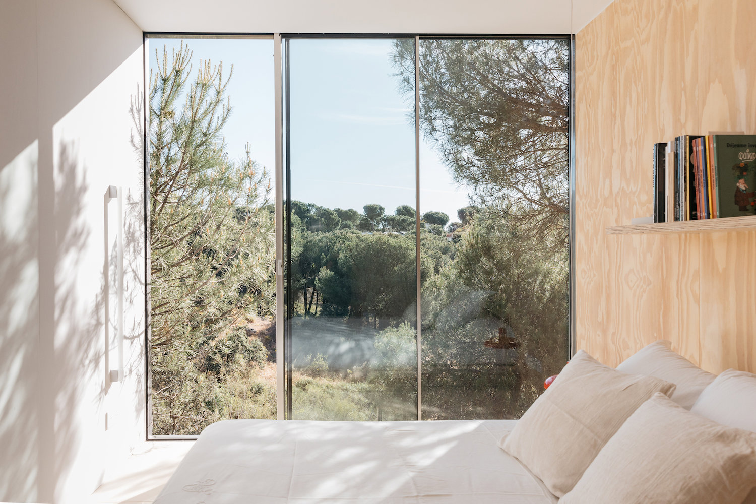 chambre minimaliste maison préfabriquée