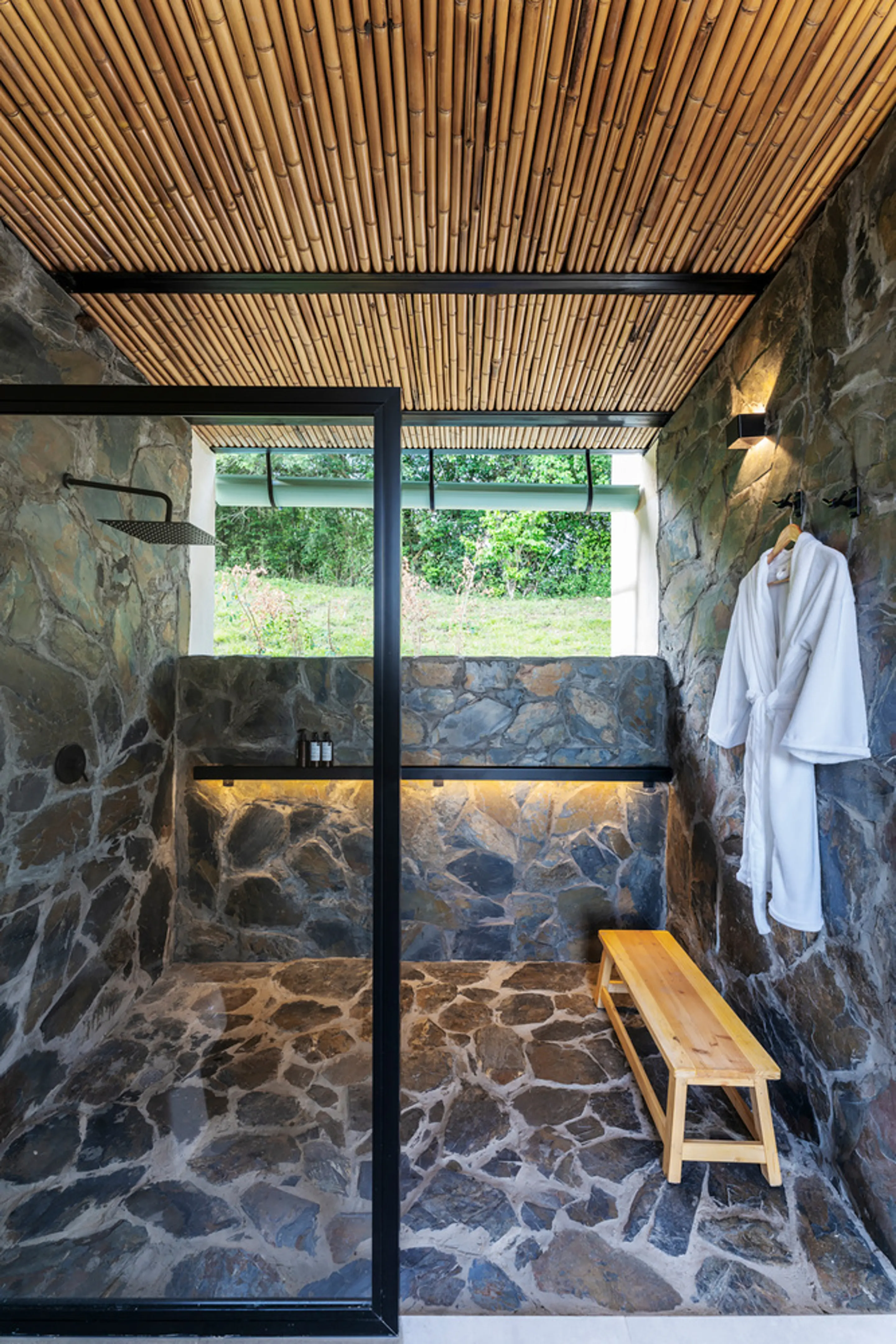 douche en granit