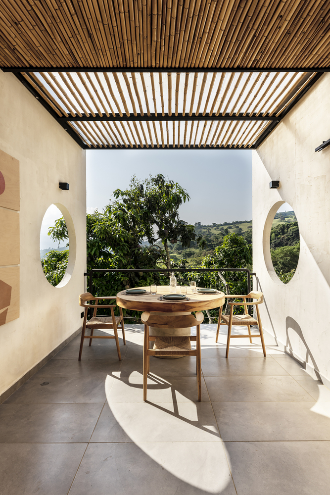 salle à manger avec pergola