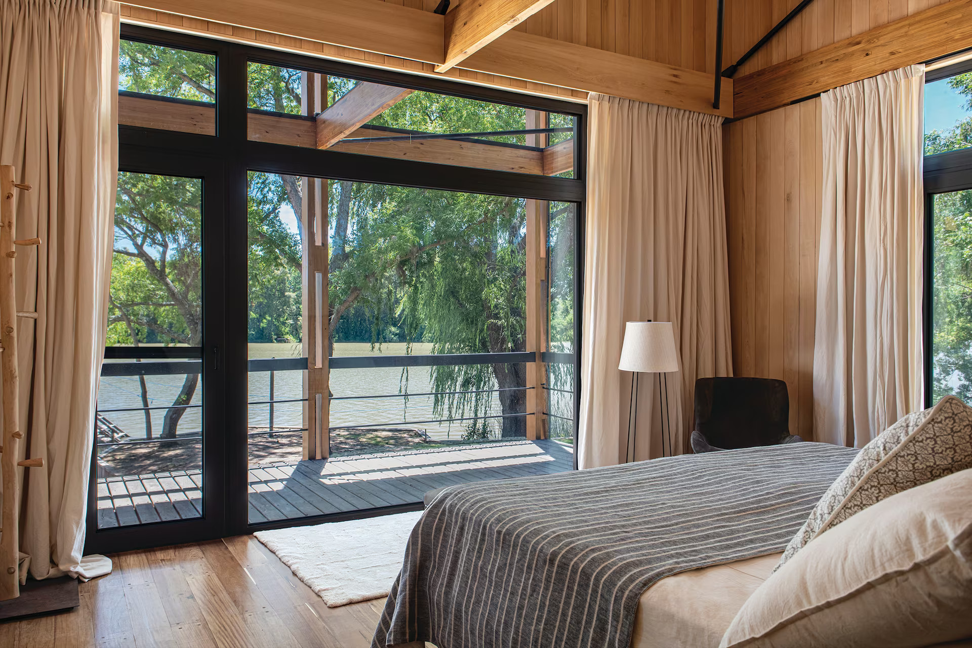 chambre avec vue sur l chambre avec vue sur l'eau