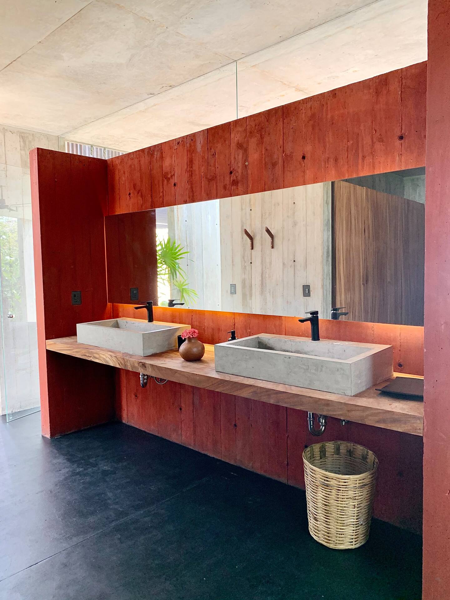 salle de bain bois et béton salle de bain bois et béton