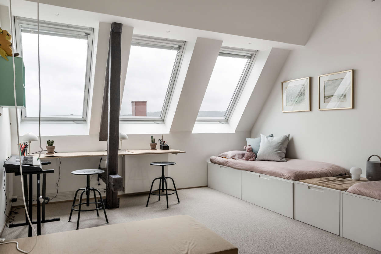 chambre mansardée avec 3 velux