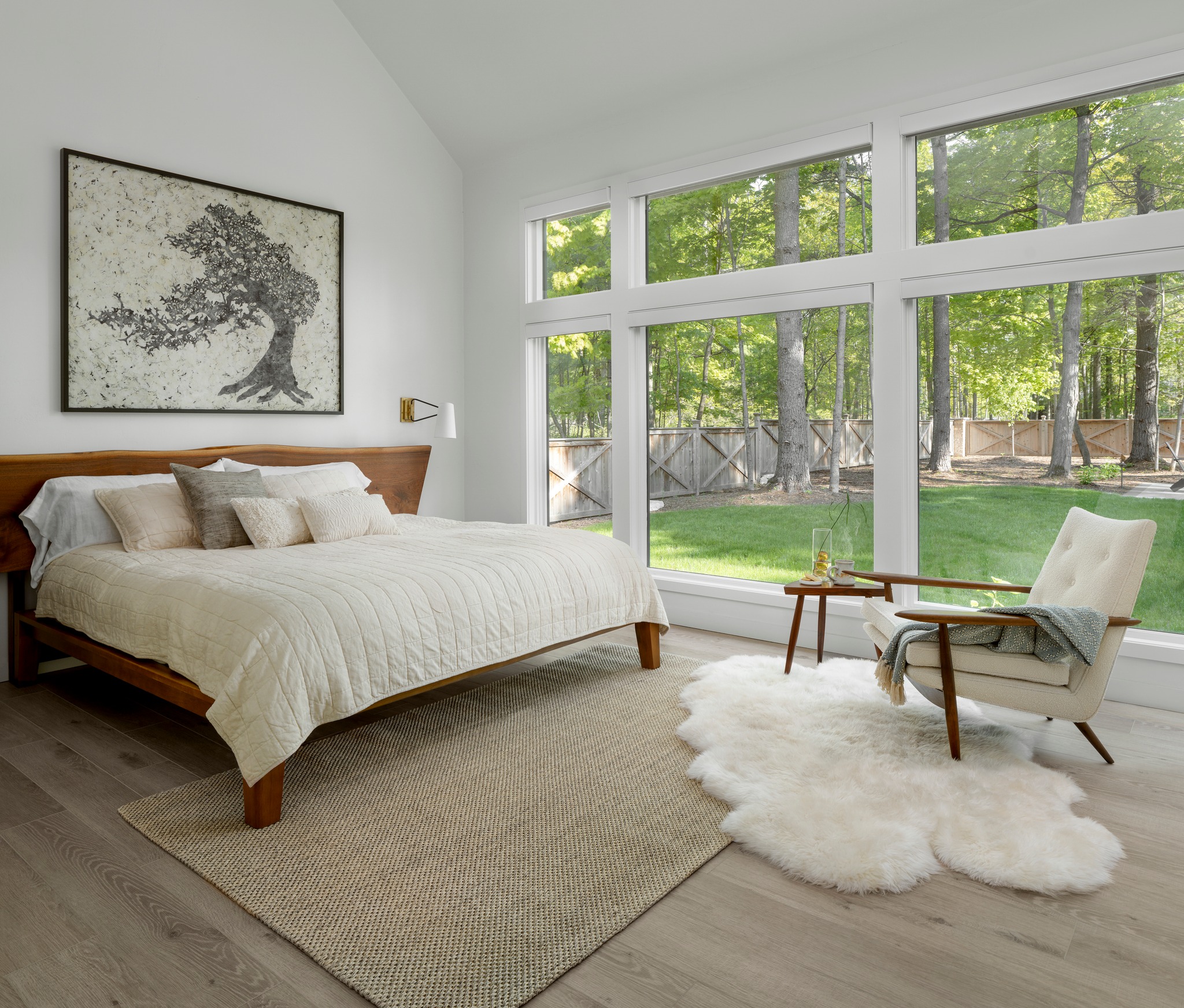 chambre avec baie vitrée maison en bois