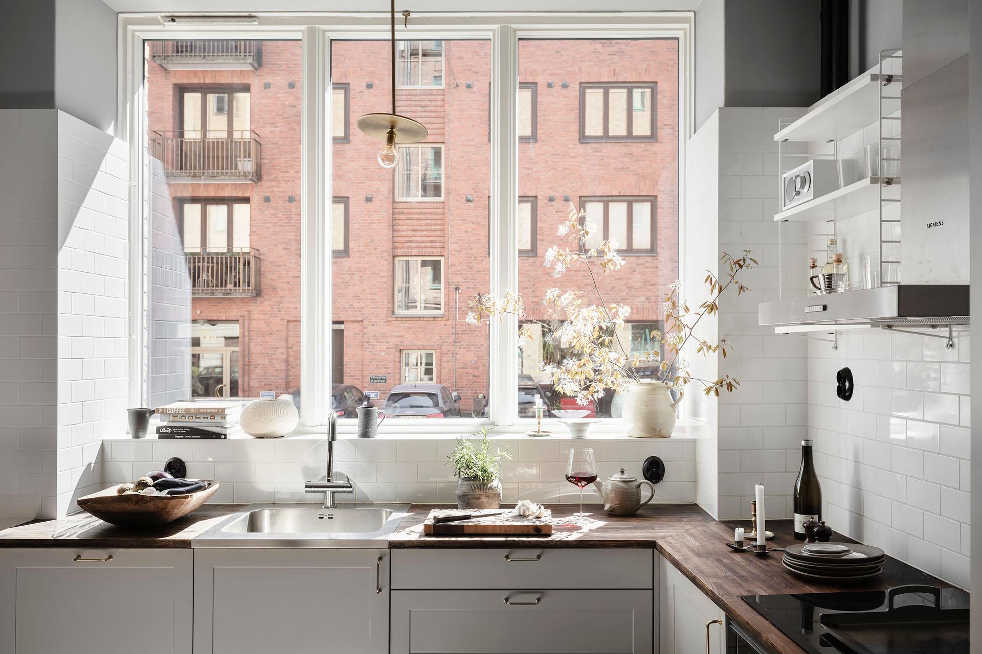 cuisine blanche et bois