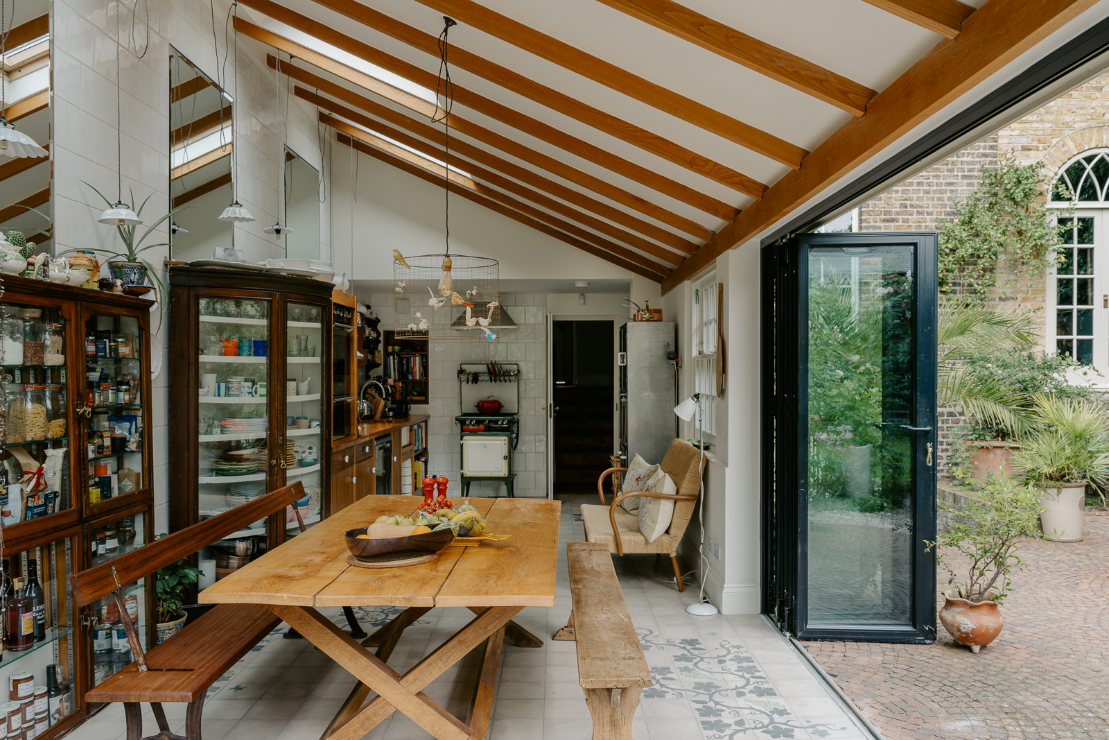 cuisine et salle à manger dans véranda