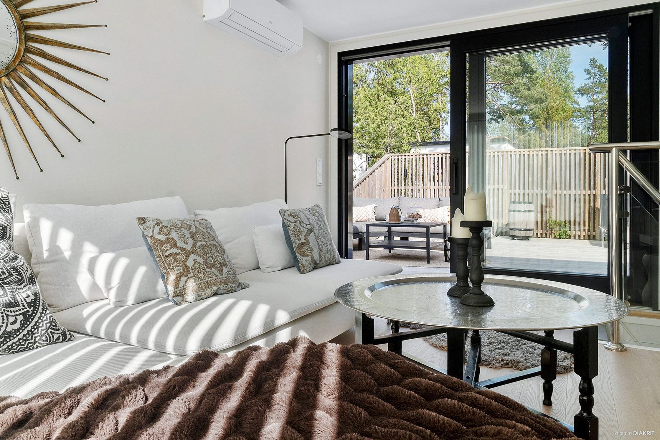 salon avec terrasse mini maison 42m2