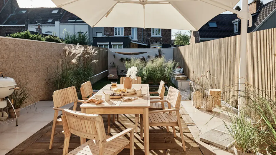 jardin de ville avec terrasse bois Leroy Merlin